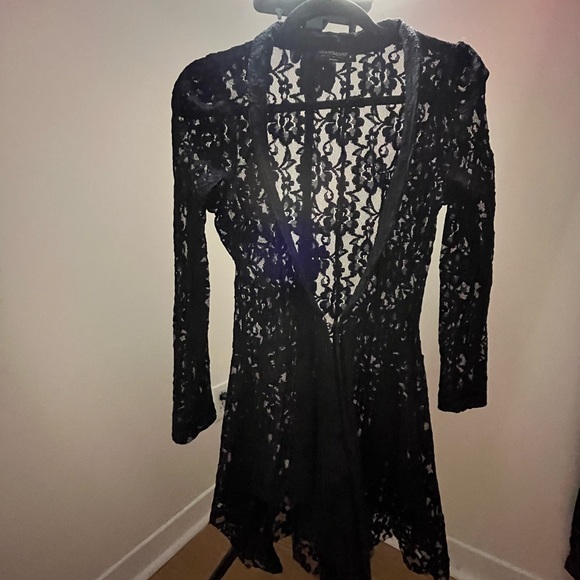 Elegant Gothic Black Lace Blazer - Picture 1 of 6